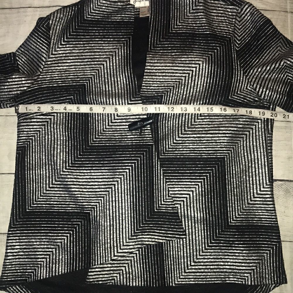 Joseph Ribkoff Jacket Asymmetrical One-Button - Picture 6 of 7